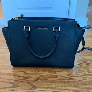 Michael Kors Large Selma Saffiano Satchel